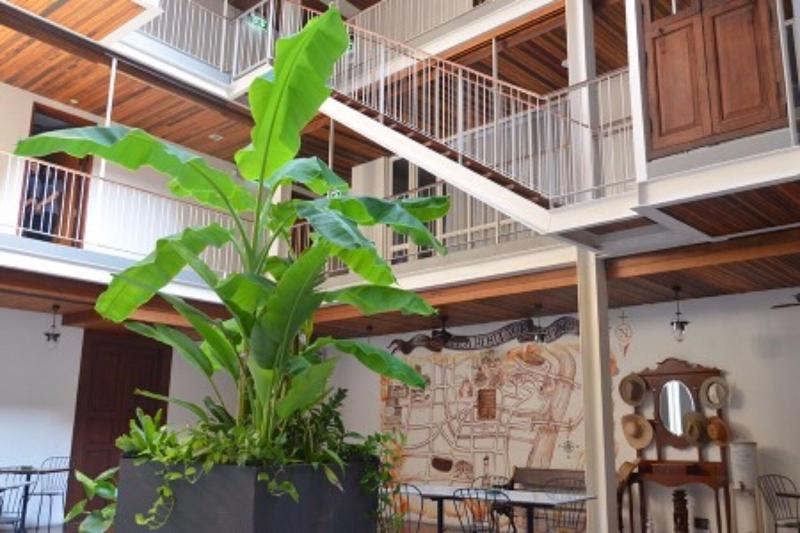 Nanda Heritage Hotel - Lobi