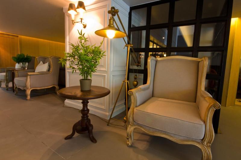 Thee Bangkok Hotel - Lobi