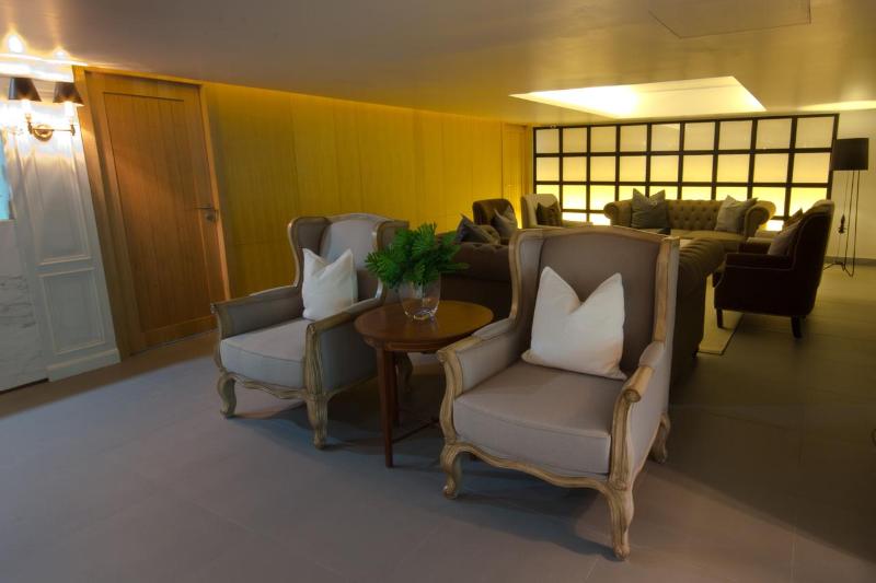 Thee Bangkok Hotel - Lobi