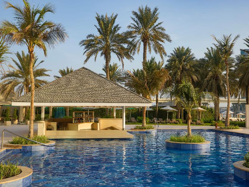 Beach Rotana - All Suites - Havuz