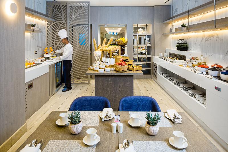 Beach Rotana - All Suites - Restoran
