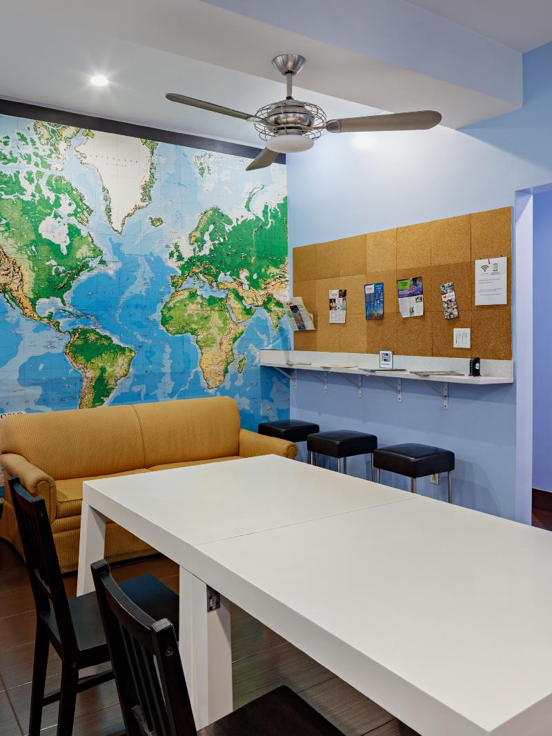 Central Park West Hostel - Lobi