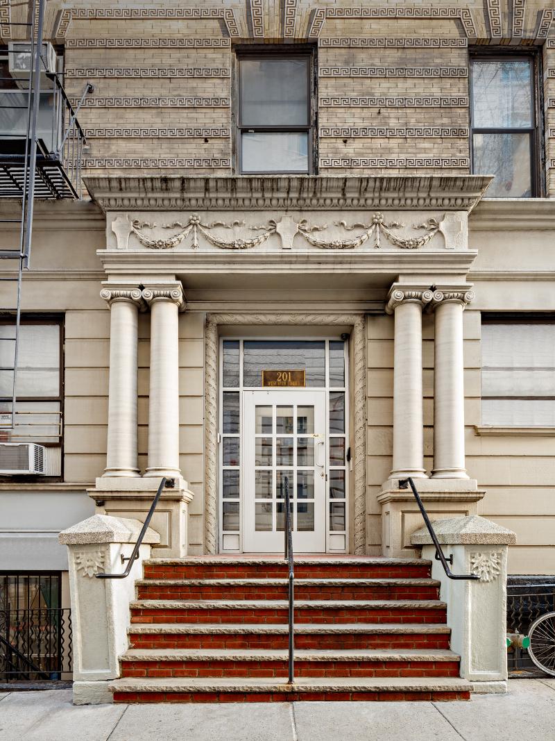 Central Park West Hostel - Genel
