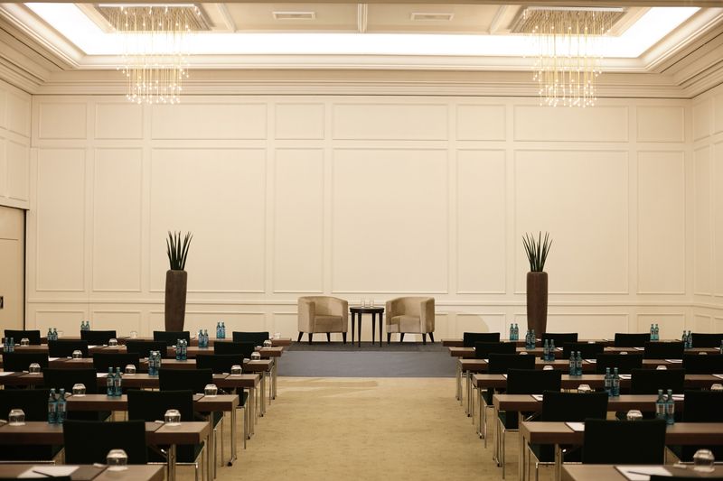 Hilton Frankfurt Gravenbruch - Toplantı