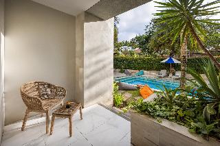 Tapa Tepi Kali Canggu fotoÄŸrafÄ±