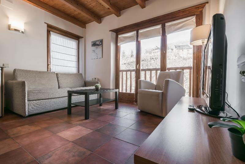 Snö Apartamentos Mont Romies Unhola - Oda