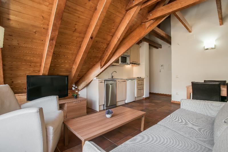 Snö Apartamentos Mont Romies Unhola - Oda