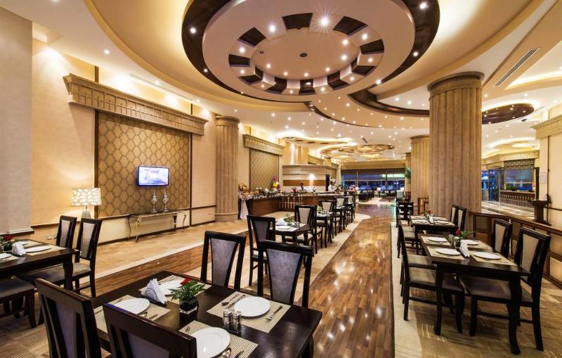 Boudl Buraida Hotel - Restoran
