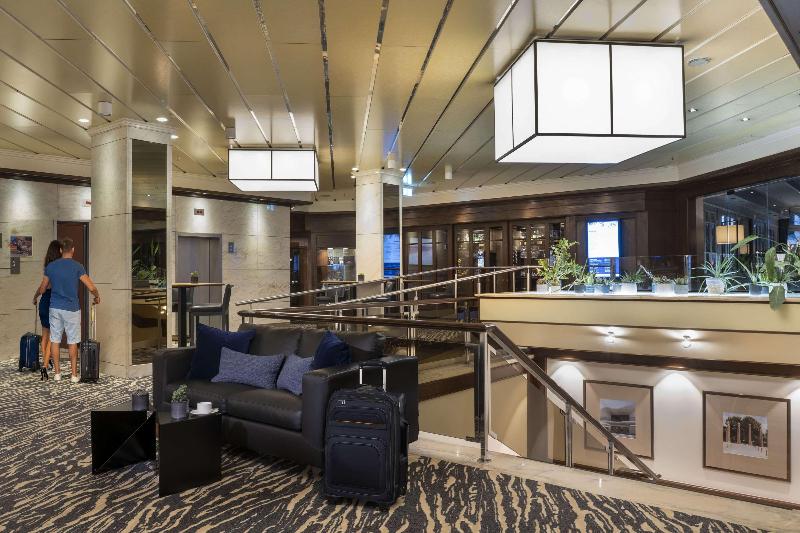 Maritim Hotel Darmstadt - Lobi