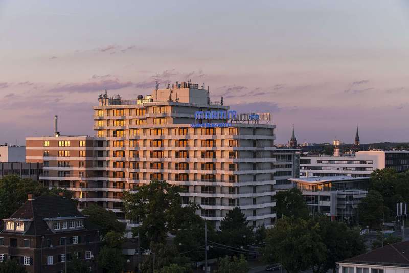 Maritim Hotel Darmstadt - Genel