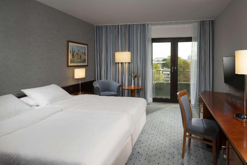 Maritim Hotel Darmstadt - Oda