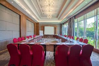 Ramada Suites by Wyndham Solo fotoÄŸrafÄ±