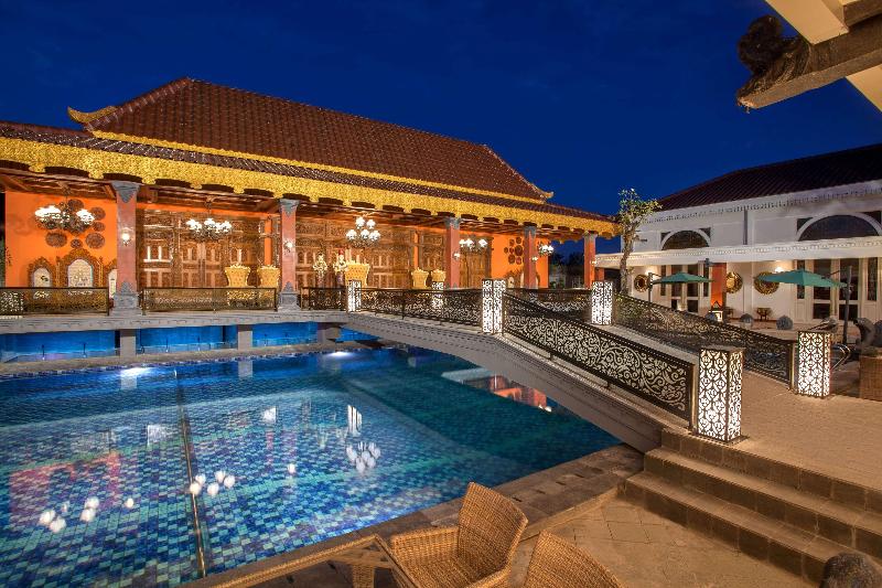 Ramada Suites by Wyndham Solo - Genel