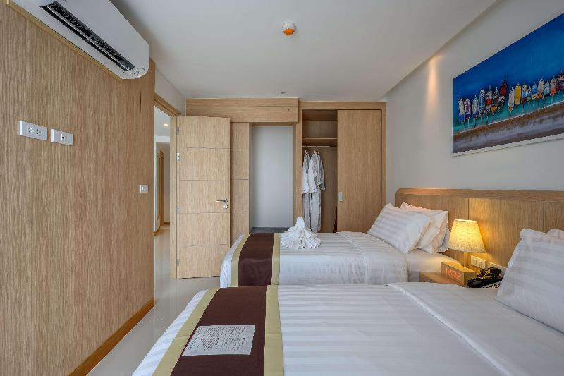 The Beachfront Hotel Phuket - Oda