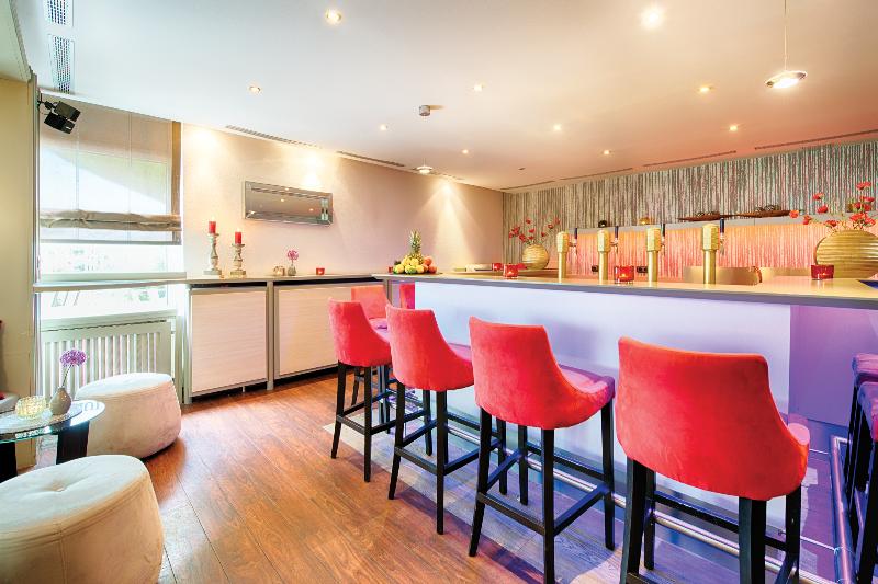 Leonardo Hotel Karlsruhe - Bar
