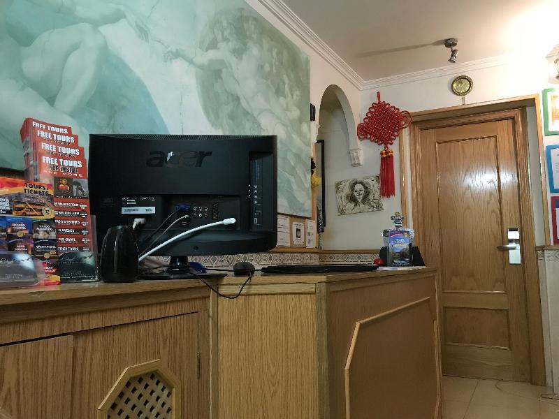 Hostel RC Miguel Angel - Lobi