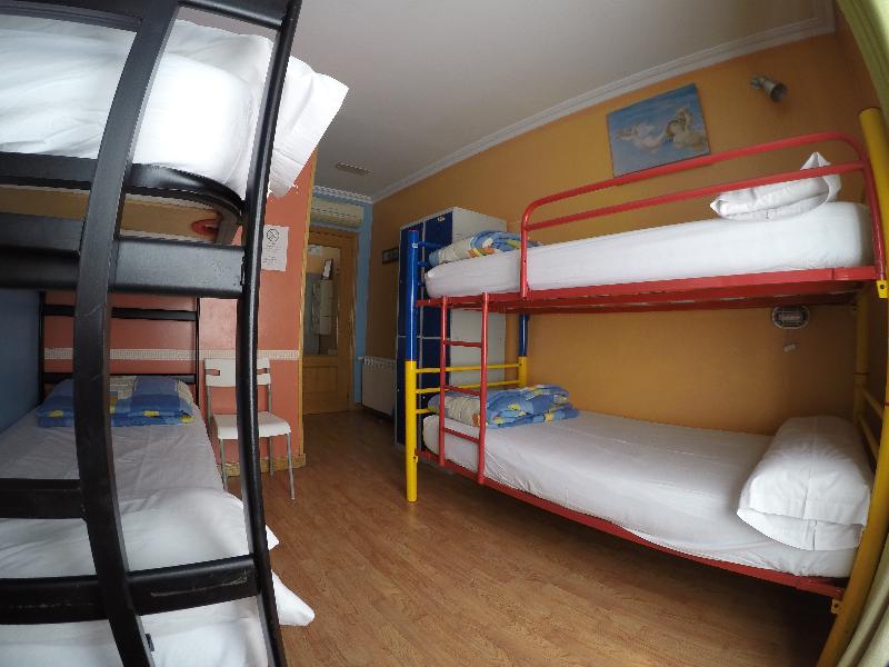 Hostel RC Miguel Angel - Oda