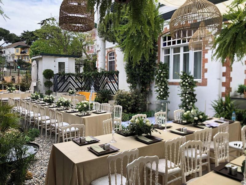 Sergüzest Otel - Restoran