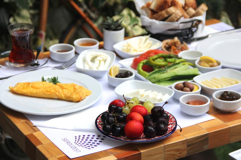 Sergüzest Otel - Restoran