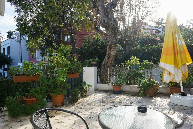 Sergüzest Otel - Teras