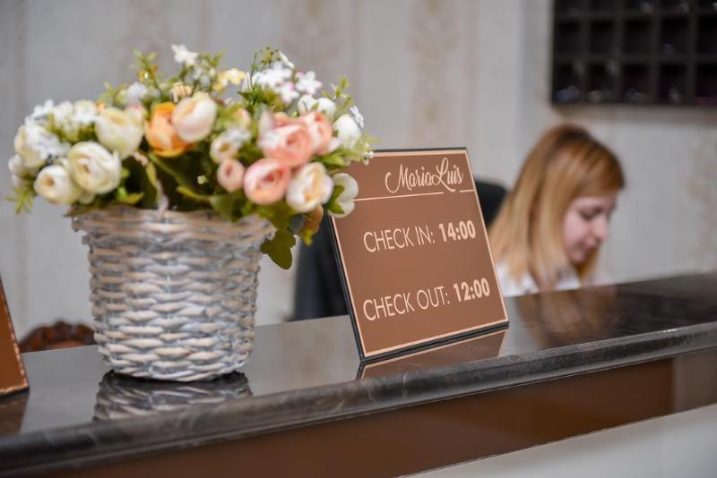 MariaLuis Hotel - Lobi