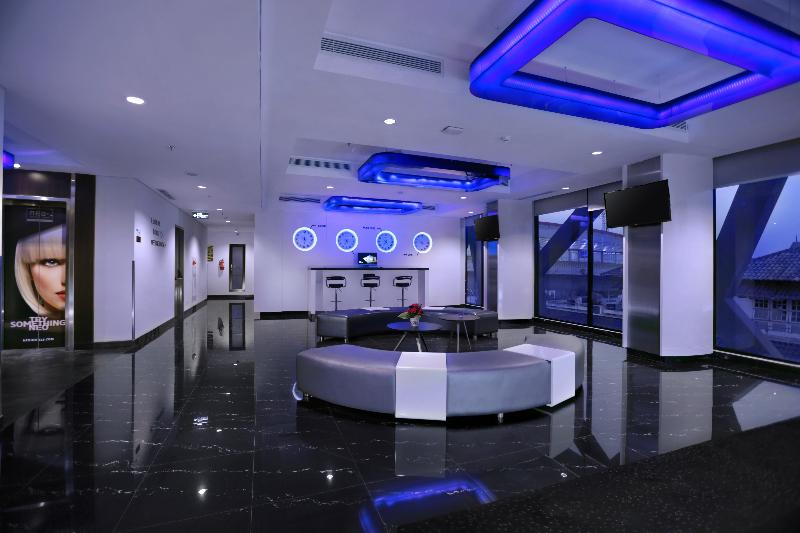 Starray Hotel Kebayoran - Lobi