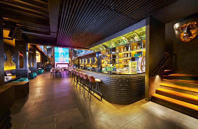Aston Inn Batu - Bar