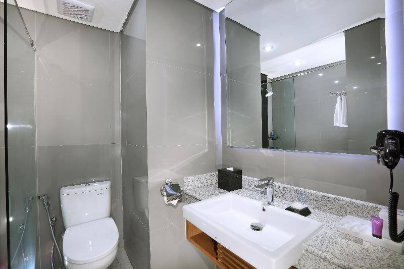 Aston Inn Batu - Oda