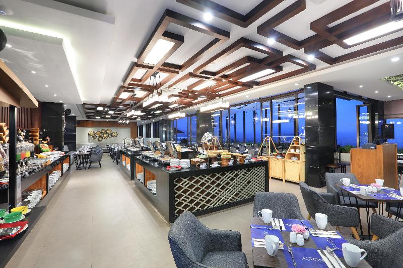 Aston Inn Batu - Restoran