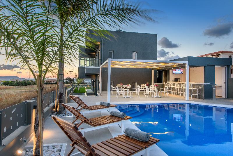 Elysian Suites - Genel