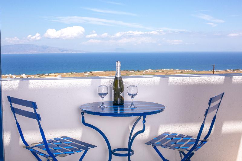 Stelios Rooms Golden View - Oda