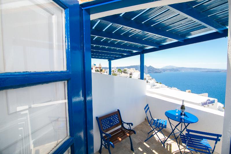 Stelios Rooms Golden View - Oda