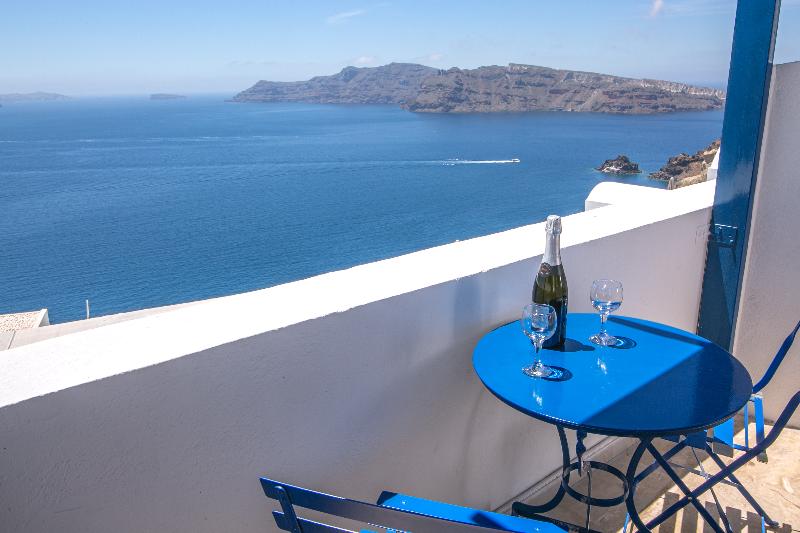 Stelios Rooms Golden View - Oda