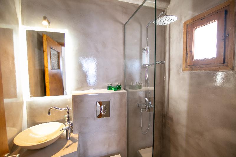 Stelios Rooms Golden View - Oda