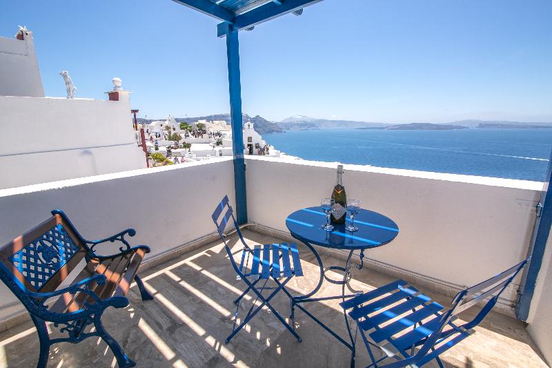 Stelios Rooms Golden View - Oda