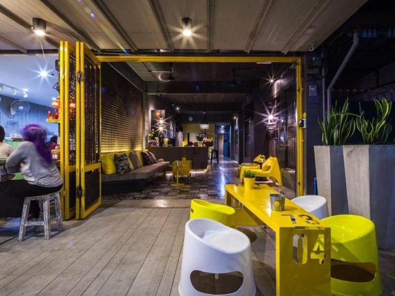 Fulfill Phuket Hostel - Lobi