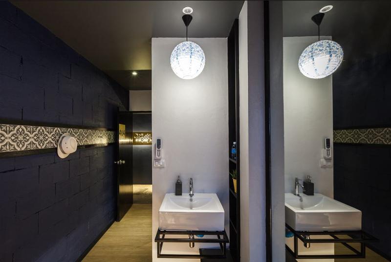 Fulfill Phuket Hostel - Oda