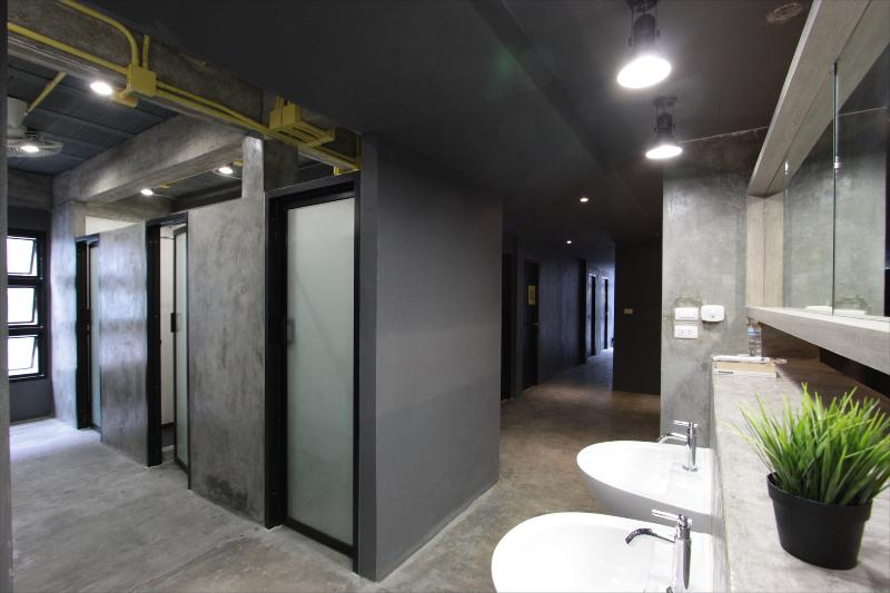 Fulfill Phuket Hostel - Oda