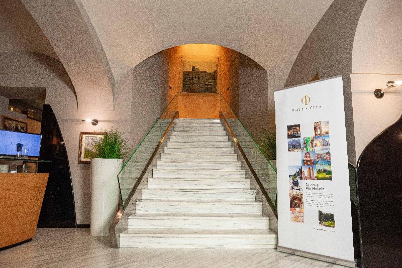 Phi Hotel Principe - Lobi