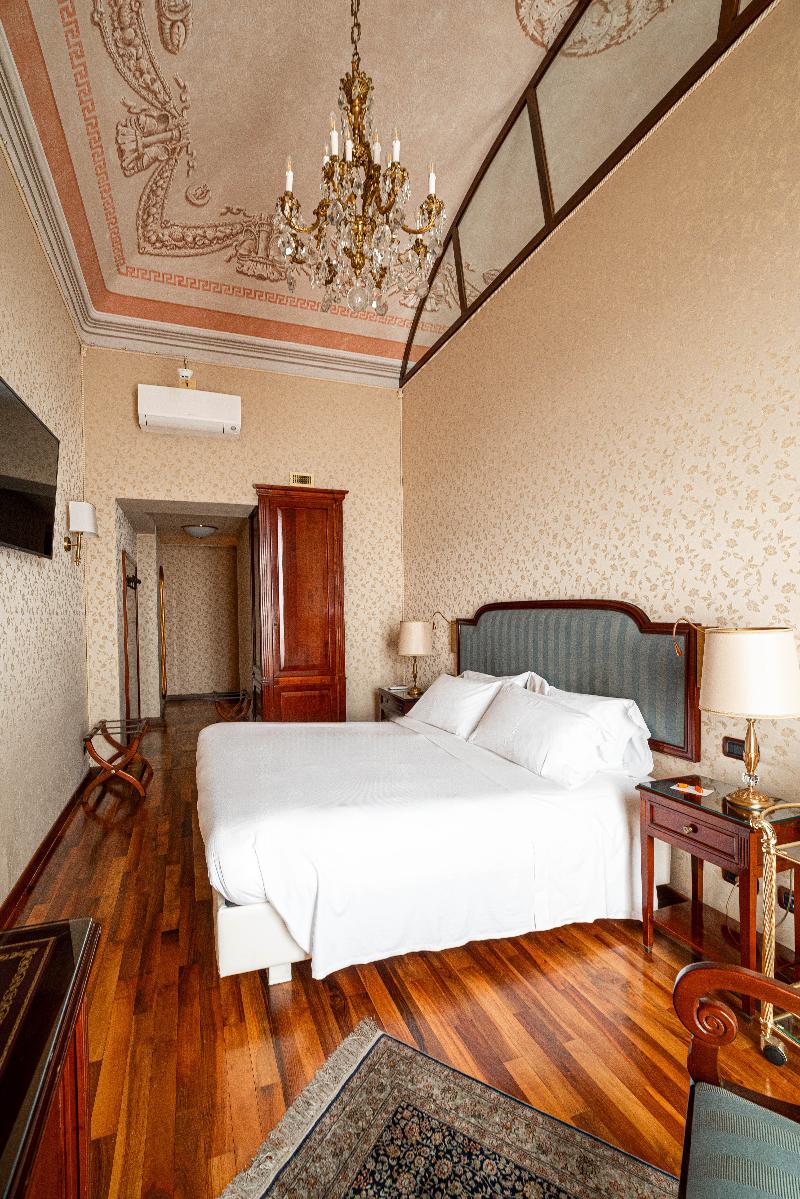 Phi Hotel Principe - Oda