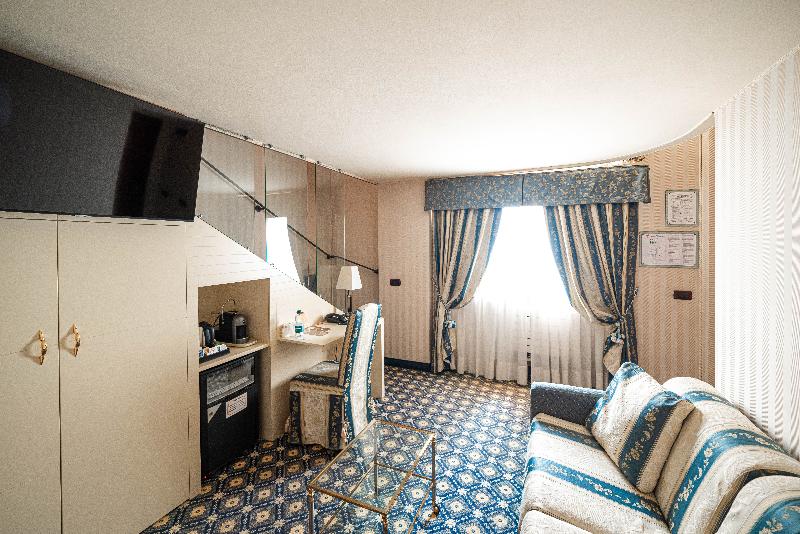 Phi Hotel Principe - Oda