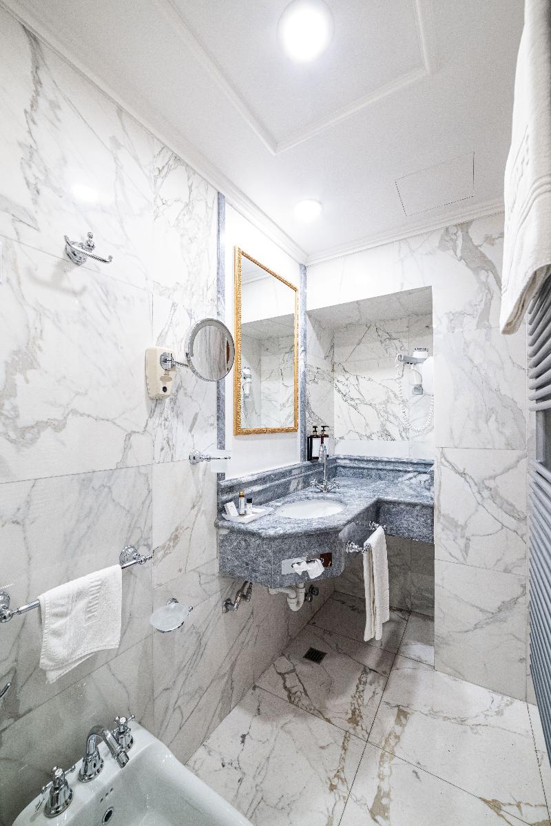 Phi Hotel Principe - Oda