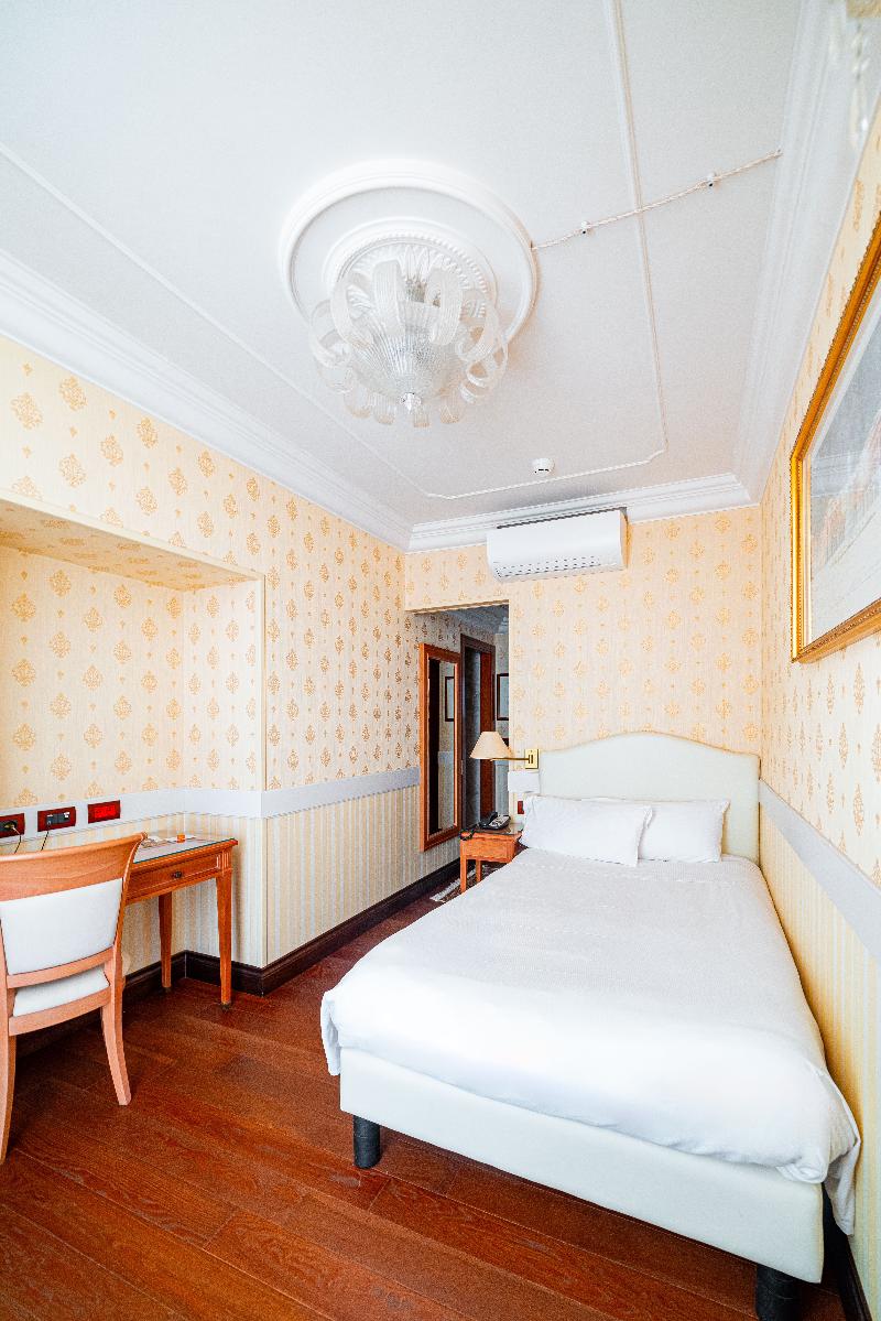 Phi Hotel Principe - Oda