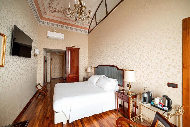 Phi Hotel Principe - Oda