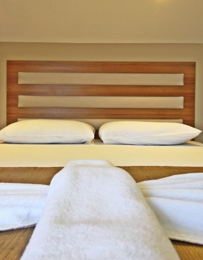Feza Otel - Oda