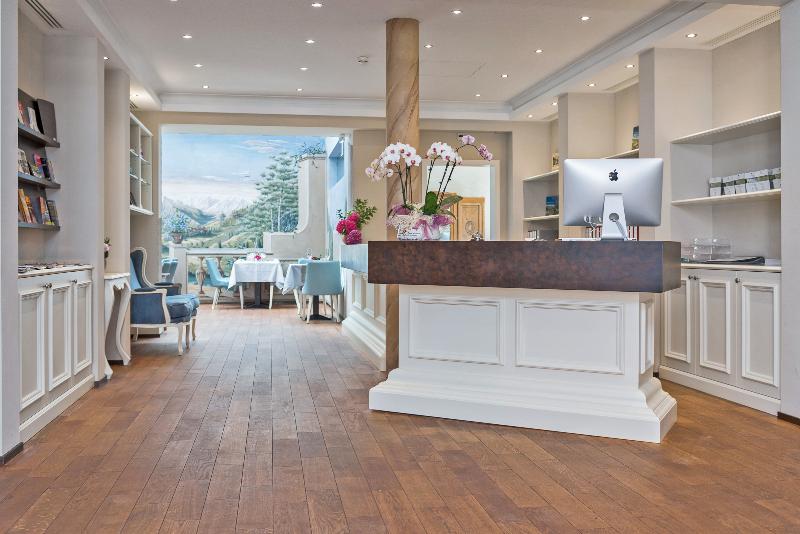 Boutique & Business Hotel La tureta - Lobi