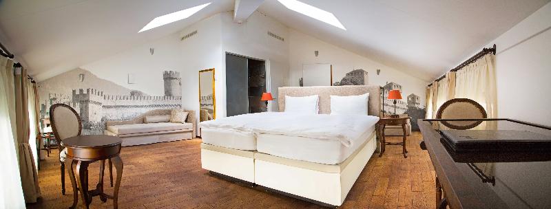 Boutique & Business Hotel La tureta - Oda