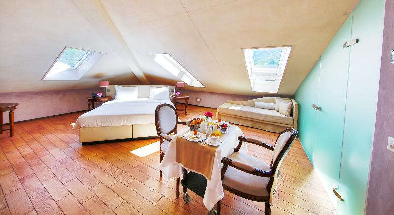 Boutique & Business Hotel La tureta - Oda