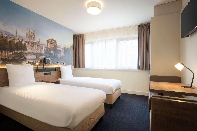 Rotterdam Teleport Hotel - Oda