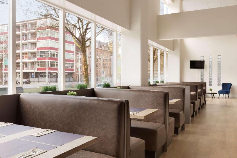 Rotterdam Teleport Hotel - Restoran